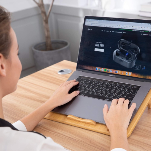 ??KLIM™ Bamboo - Laptop Cooling pad - Adjustable Speed - Cooling Stand with Fans and Bamboo Structure, for laptops Between 1