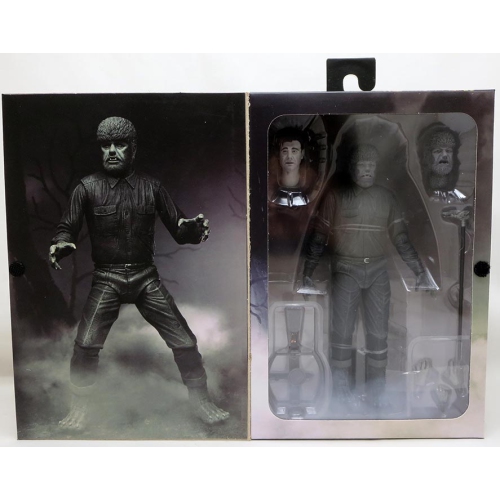 UNIVERSAL MONSTERS  7 Inch Action Figure Ultimate - Wolf Man Black & In White