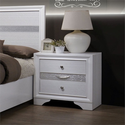 Furniture of America Laren Contemporary Solid Wood 3-Drawer Nightstand in White