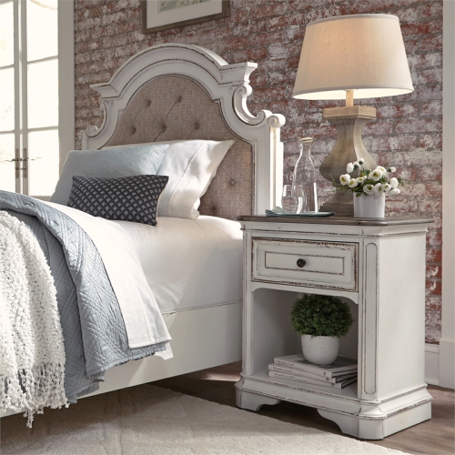 Magnolia Manor White 1 Drawer Night Stand