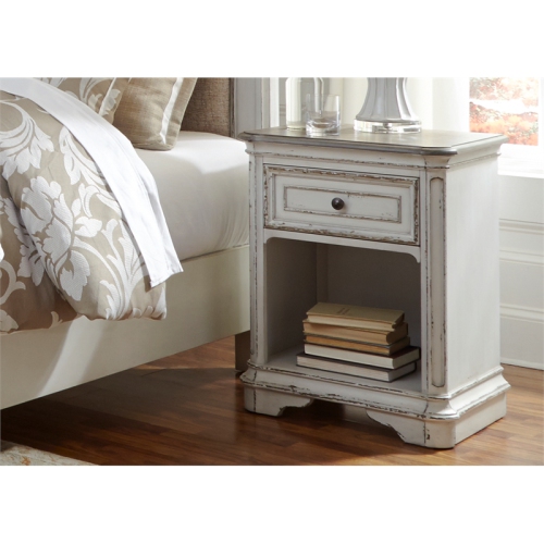 Magnolia Manor White 1 Drawer Night Stand