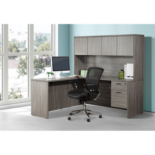 Mesh Screen Back Manager's Chair with Height Adjustable Arms in Black Fabric