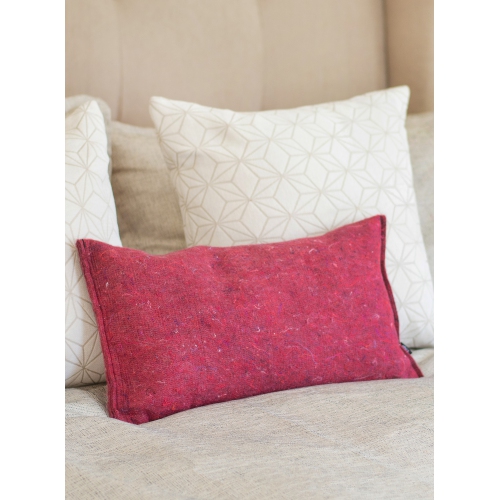 ETHICA Recycled felt rectangular cushion - Red