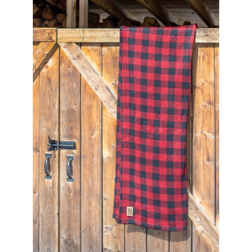 INITIAL Plaid blanket