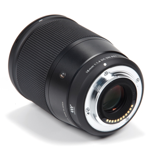 Sigma 16mm f/1.4 DC DN Contemporary Lens for FUJIFILM X - 7PC Accessory Bundle