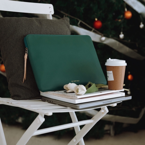 Comfyable Slim Protective Laptop Sleeve 13-13.3 Inch Compatible with 13 Inch MacBook Pro & MacBook Air, PU Leather Bag Water