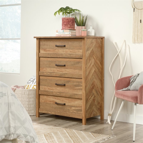 2 Piece Bedroom Set with Dresser and Chest in Sindoori Mango