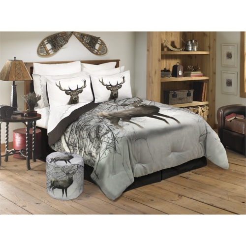 Safdie & Co. 3-piece Deer in Snowy Forest King Comforter Set in Multi-Color