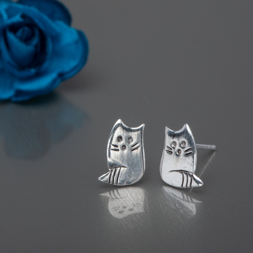 Ag Sterling - Sterling Silver Cat Stud Earrings