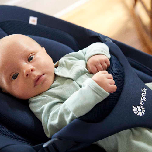 Siège sauteur 3-en-1 Evolve d'Ergobaby - Bleu minuit