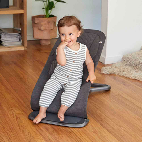 Siège sauteur 3-en-1 Evolve d'Ergobaby - Gris anthracite