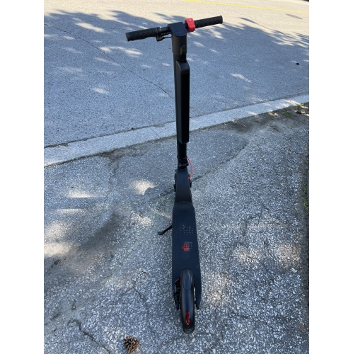 VIPERMAX X8 Electric Scooter - Fast, Long-Range Commuter Scooter with Removable Battery