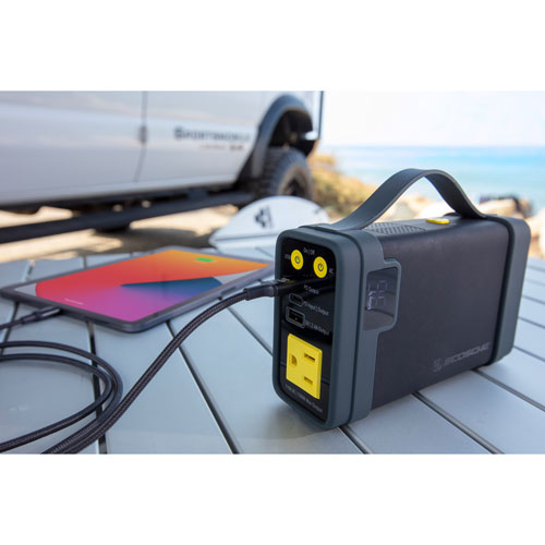Mini chargeur portatif PowerCube de 32 000 mAh à 4 prises de Scosche
