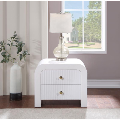 Meridian Furniture Artisto White Night Stand