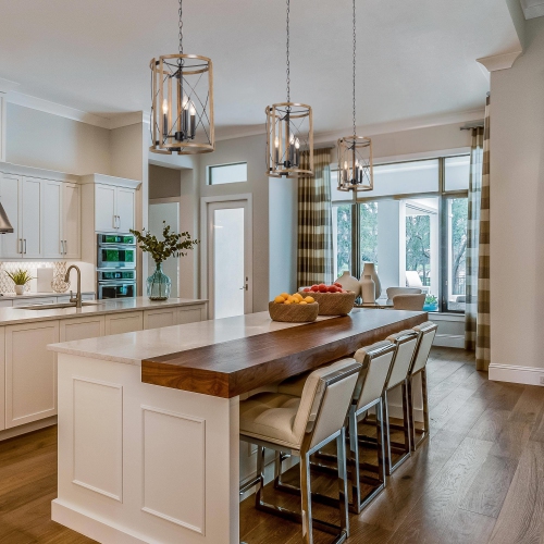 Modern Farmhouse 3-Light Lantern Wood Chandelier for Kitchen Island