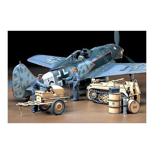 TAMIYA  German Aircraft Power Supply Unit & Kettenkraftrad #33 (32533) 1:48 Scale Plastic Model Kit Accessory