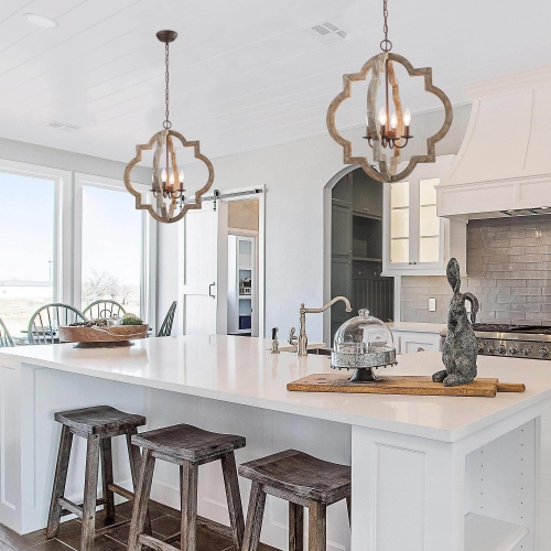 Modern Farmhouse 4-Light Distressed Wood Lantern Chandelier