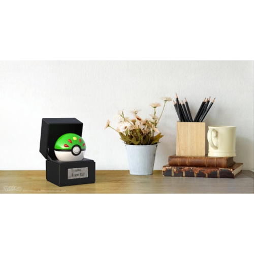 The Wand Company Ltd. Friend Ball Pokémon Ball Electronic Die-Cast Replica