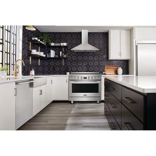 Frigidaire 36" 4.4 Cu. Ft. 6-Burner Freestanding Gas Range - Smudge-Proof Stainless Steel