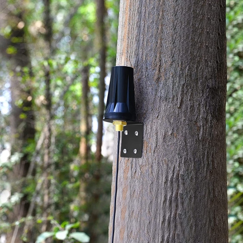 B 4G LTE Outdoor Wall Mount Waterproof Antenna SMA Male Antenna Compatible with Verizon AT&T T-Mobile Sprint 4G LTE Router Gateway Modem Cell Phone