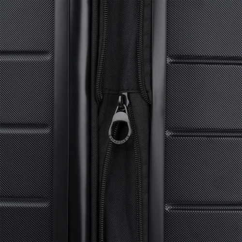 Valise rigide moyenne Osaka de Bugatti avec extension - Noir