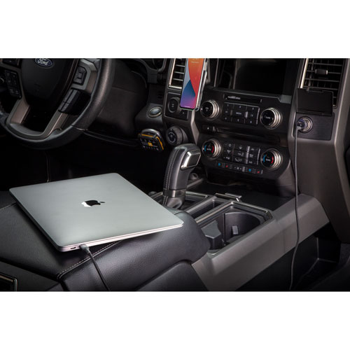 Chargeur pour l'auto 60 W à deux ports USB PowerVolt de Scosche - Noir