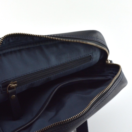 Exclusive Leather CA Leather Messenger/Side Bag // Navy