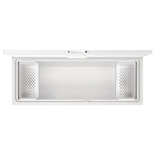 Frigidaire 19.8 Cu. Ft. Chest Freezer (FFCL2042AW)