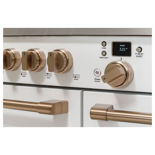 Cuisinière biénergie avec friture à air chaud autonome 6 brûleurs deux fours 8,25 pi² 48 po Café - Blanc mat