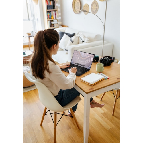 Refurbished – Dell XPS 9310 Laptop (2020) | 13.4" FHD+ | Core i7 - 512GB SSD - 16GB RAM | 4 Cores @ 4.4 GHz - 11th Gen CPU