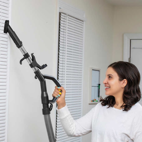 EUREKA Neu612 DASHSPRINT ANTI-TANGLE UPRIGHT VACUUM WITH HEADLIGHTS OPENBOX