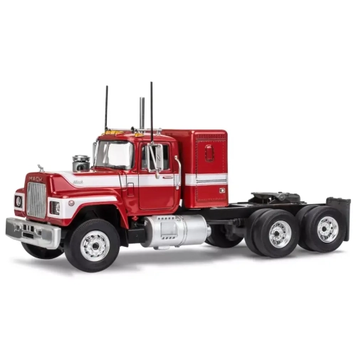 REVELL USA  Mack R-Model (85-1961) 1:32 Scale Semi Truck Plastic Model Kit