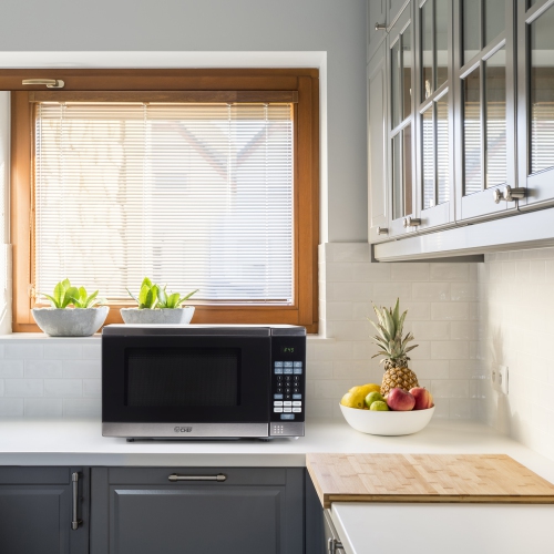 Commercial Chef Four à micro-ondes de comptoir, 0,7 pieds cubes, acier inoxydable