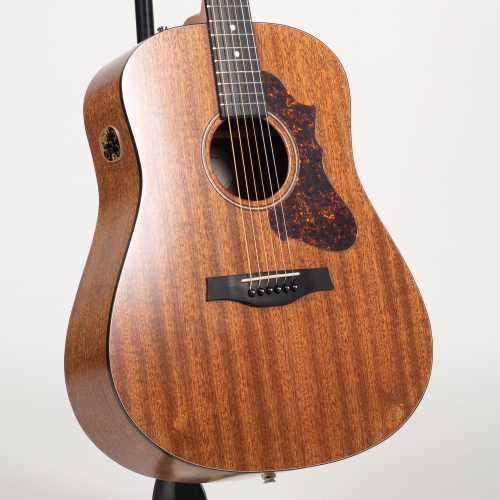 Godin Metropolis composer LR Baggs Element