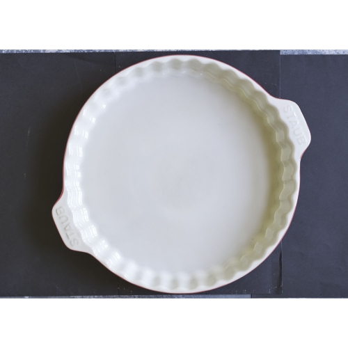 STAUB Ceramique 30 Cm Ceramic Round Pie Dish, Cherry