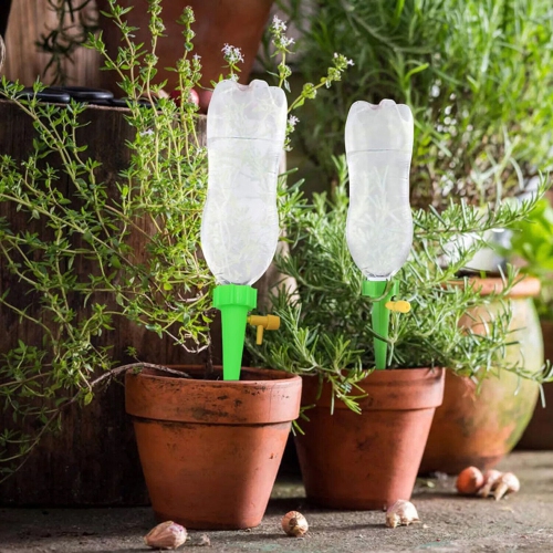 10pcs Automatic Plant Self Watering Spikes Garden Home Flower Drip Waterer Tool