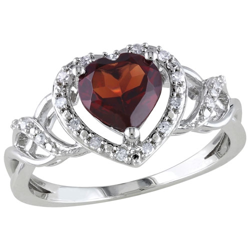 AMOUR  Modern Sterling Band With Heart-Cut Garnet & 0.09Ctw I2-I3 Diamond Ring -Size 8 In Silver