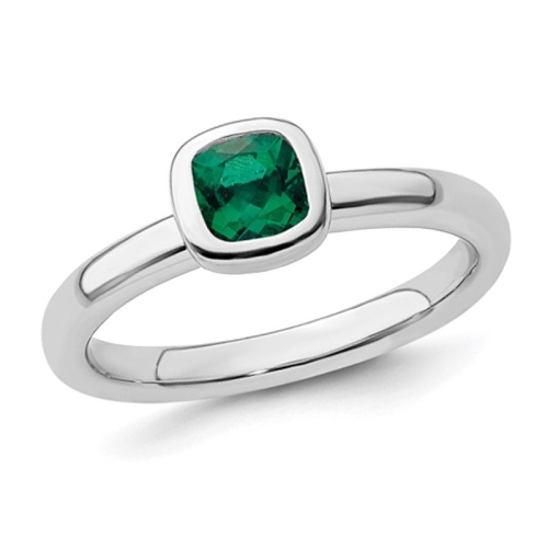 GEM AND HARMONY  1/2 Carat (Ctw) Cushion-Cut Lab-Created Emerald Ring In Sterling In Silver