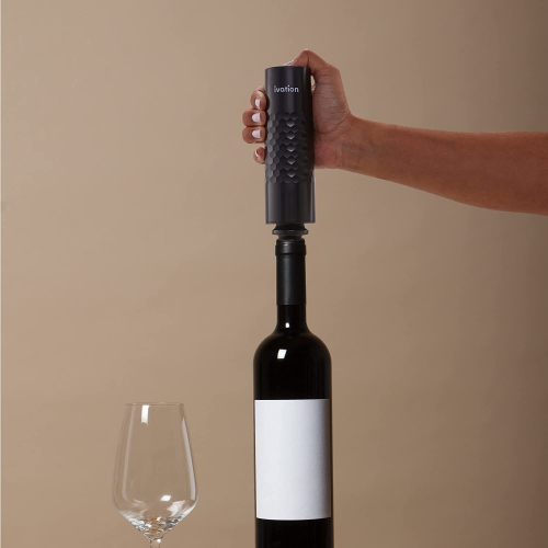 Ivation - Pompe à vin rechargeable avec 4 bouchons de bouteille de vin/scelleur de bouteille de vin