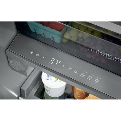 Réfrigérateur sans congélateur 18,9 pi³ 33 po avec distributeur d'eau d'Electrolux - Inox