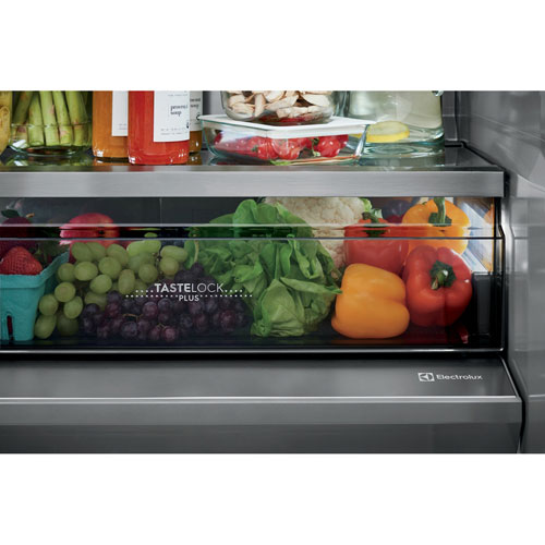 Réfrigérateur sans congélateur 18,9 pi³ 33 po avec distributeur d'eau d'Electrolux - Inox