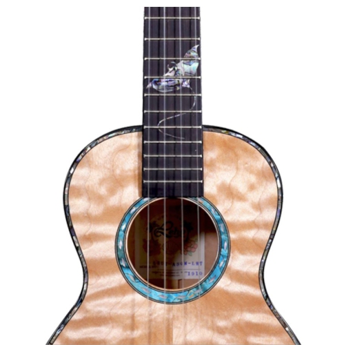 Leho Tenor Ukulele, Solid Quilted Maple with Bag