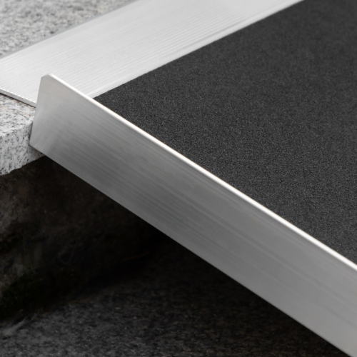 HOMCOM 4ft Portable Wheelchair Ramp Aluminum Threshold Mobility Single-fold for Scooter with Carrying Handle