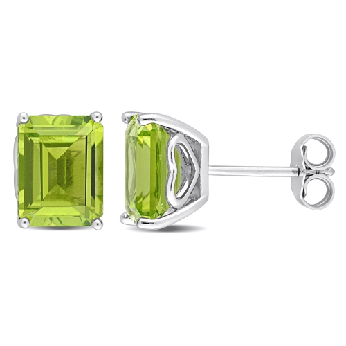 AMOUR  Emerald Cut Peridot Stud Earrings In Silver