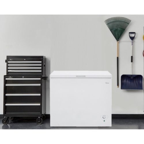 Midea Congélateur coffre de 7,0 pieds cubes avec panier amovible, température réglable, pour cuisine, garage, appartement, bureau - Blanc