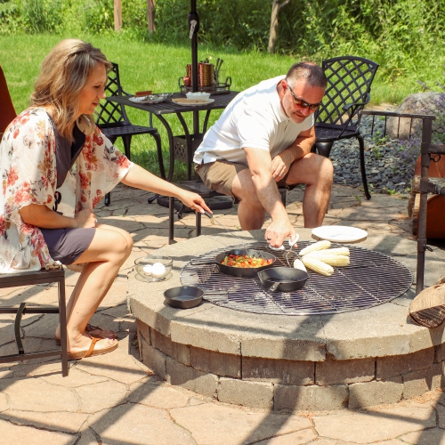 Sunnydaze 3-Piece Cast Iron Pre-Seasoned Skillet Set with 3 Pans