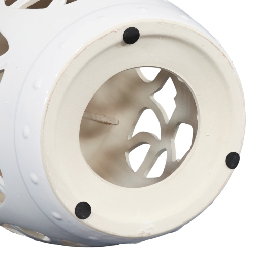 Sunnydaze 18 in Knotted Quatrefoil Ceramic Glaze Garden Stool - White