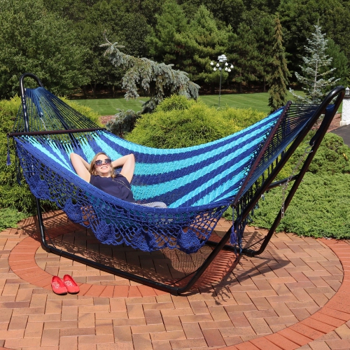 Sunnydaze 2-Person Woven Rope Hammock with Spreader Bars and Fringe - Blue