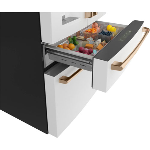 Réfrigérateur à deux portes 22,3 pi³ 36 po à distributeur d'eau/glace Café - Blanc mat