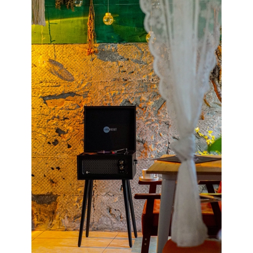 Support pour tourne-disque Bluetooth Discovery d’Arkrok avec tourne-disque à 3 vitesses - Noir